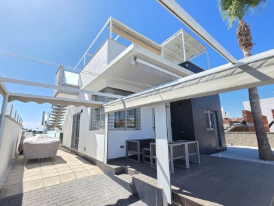 2-bedroom bungalow with solarium in Rojales, Alicante, on a 170 m² plot