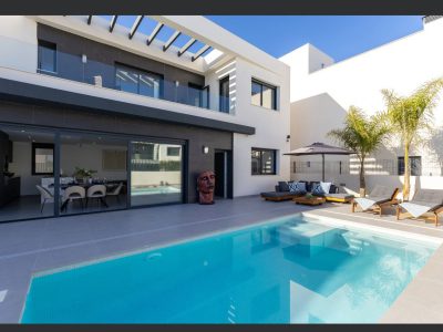 Contemporary 3-bedroom villa with private pool at La Finca Golf resort, Algorfa, Costa Blanca