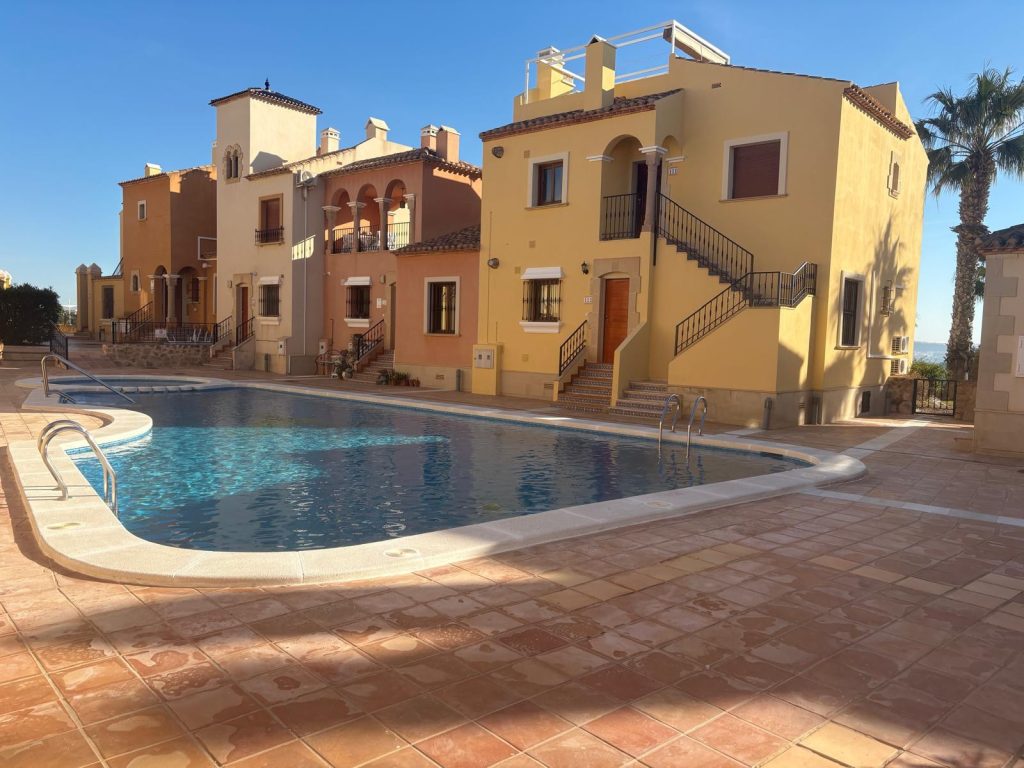 3-bedroom townhouse in Algorfa on La Finca Golf resort with terrace and south-west facing garden