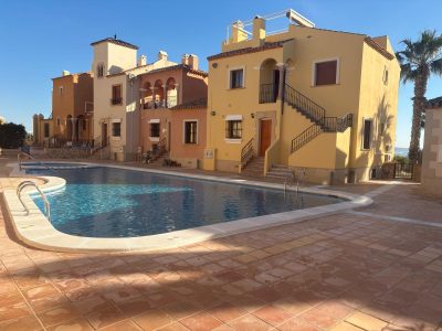 3-bedroom townhouse in Algorfa on La Finca Golf resort with terrace and south-west facing garden